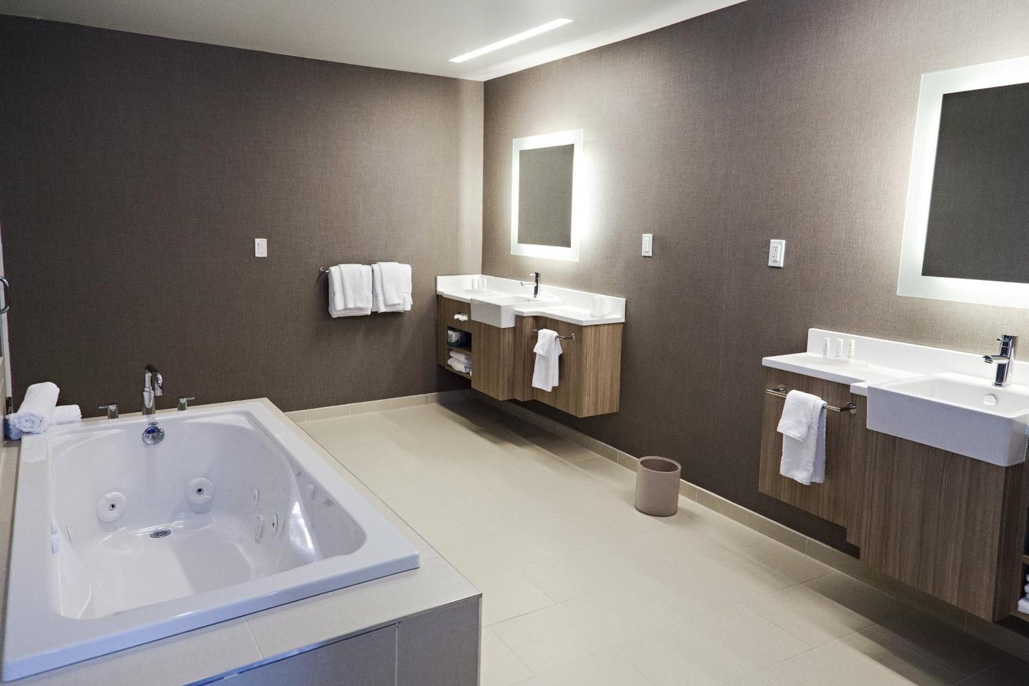 Springhill Suites By Marriott Somerset Franklin Township Bagian luar foto